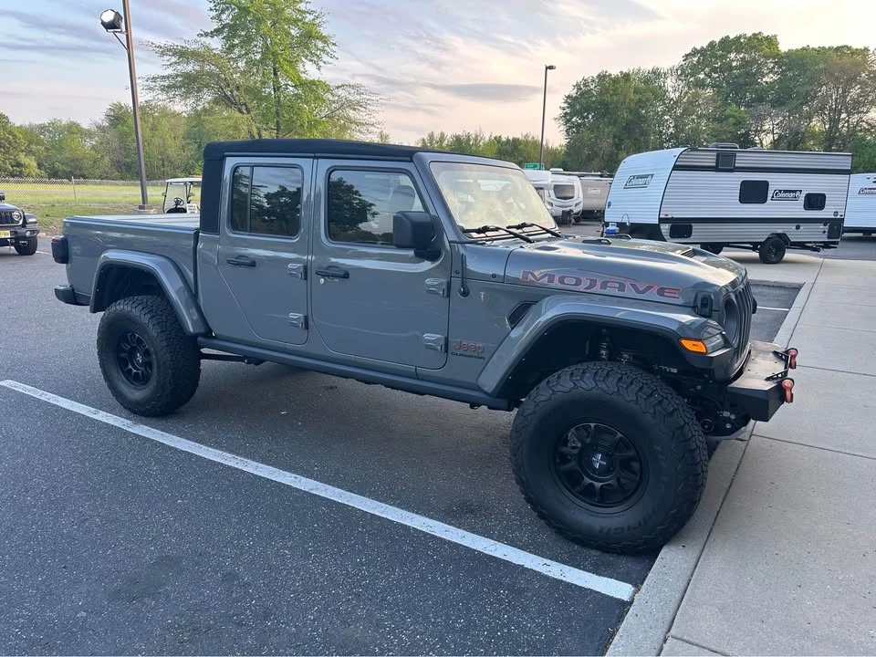 2022 Jeep JT Gladiator - Image 3 of 7