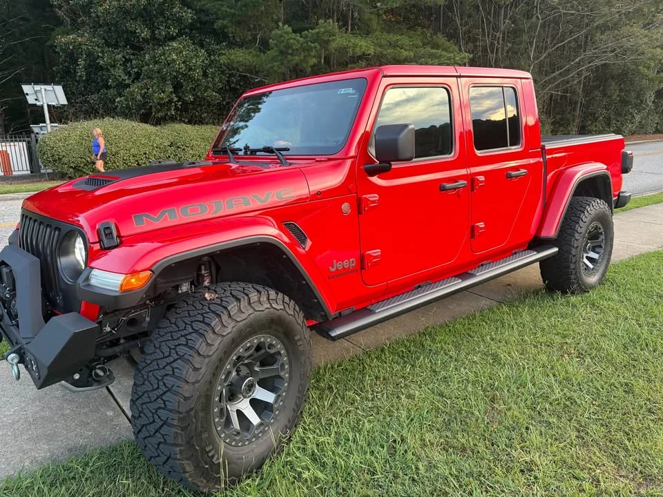 2022 Jeep JT Gladiator - Image 2 of 12