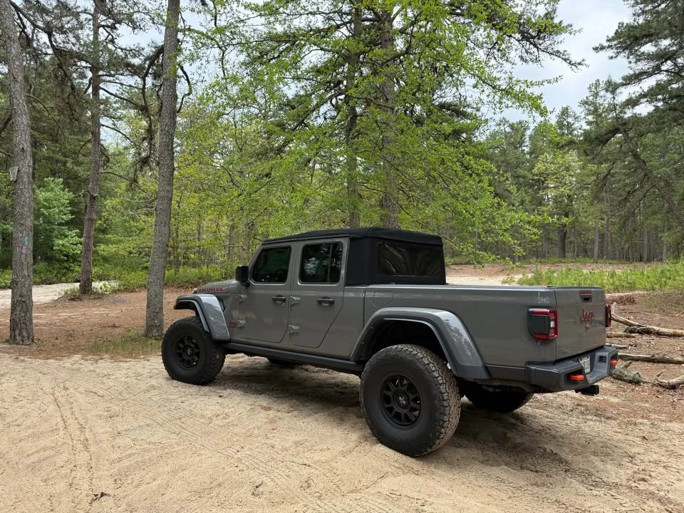 2022 Jeep JT Gladiator - Image 2 of 7