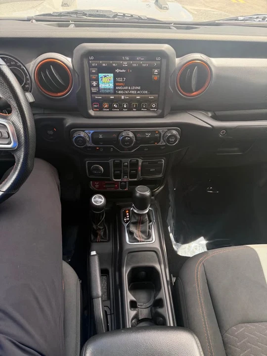 2022 Jeep JT Gladiator - Image 9 of 12