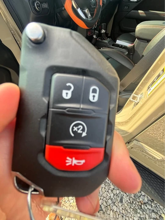 2022 Jeep JT Gladiator - Image 9 of 11