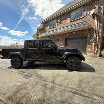 2022 Jeep Gladiator Altitude
