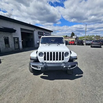 2022 Jeep Gladiator Sport S