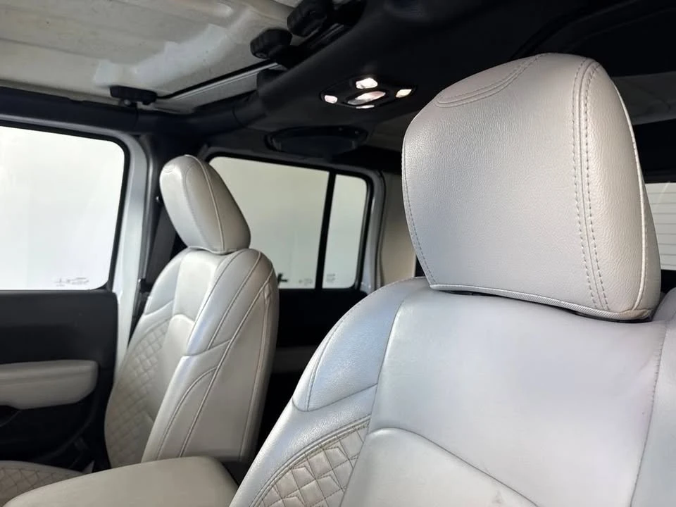 2022 Jeep JT Gladiator - Image 10 of 13