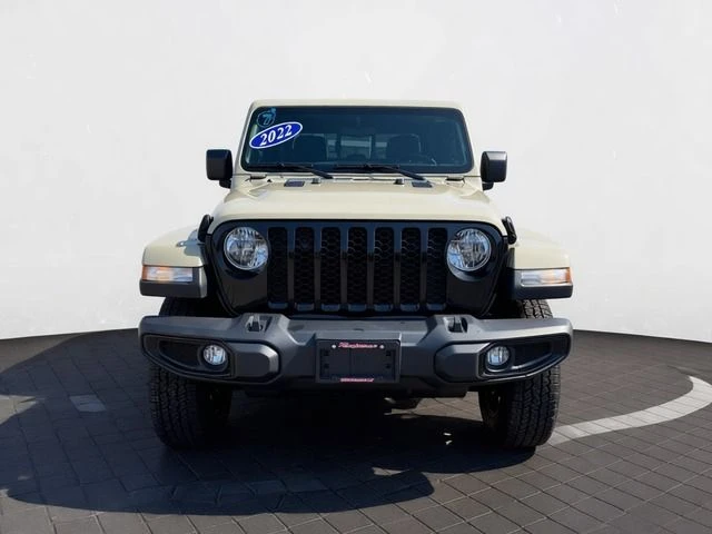 2022 Jeep Gladiator - Image 2 of 20
