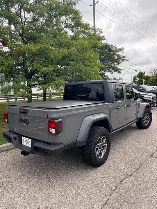 2022 Jeep JT Gladiator - Image 3 of 3
