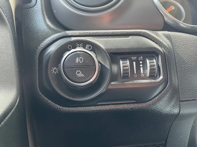 2022 Jeep Gladiator - Image 18 of 20