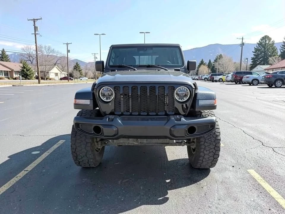 2022 Jeep JT Gladiator - Image 2 of 17