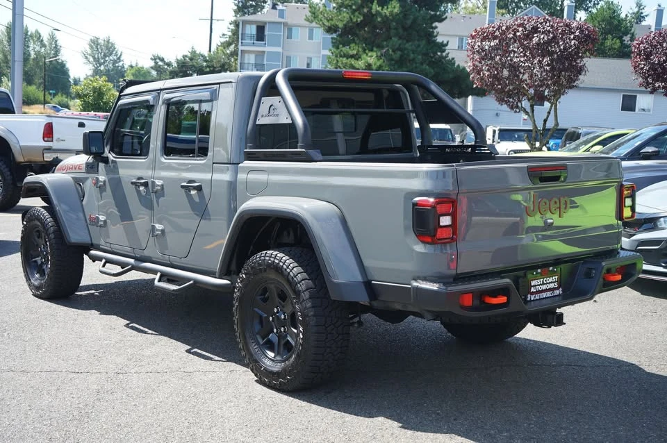2022 Jeep JT Gladiator - Image 2 of 18