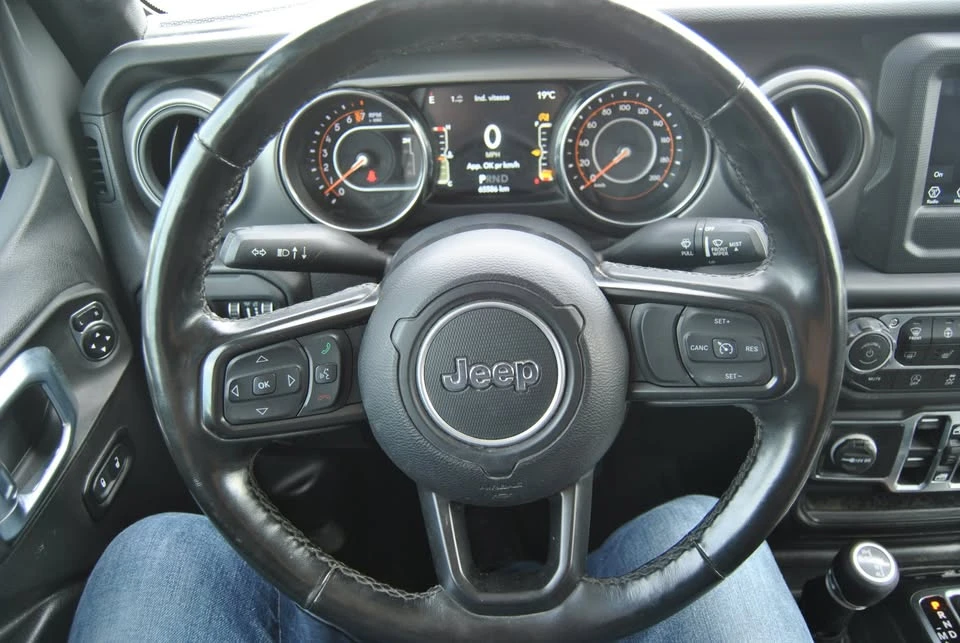 2022 Jeep JT Gladiator - Image 13 of 19