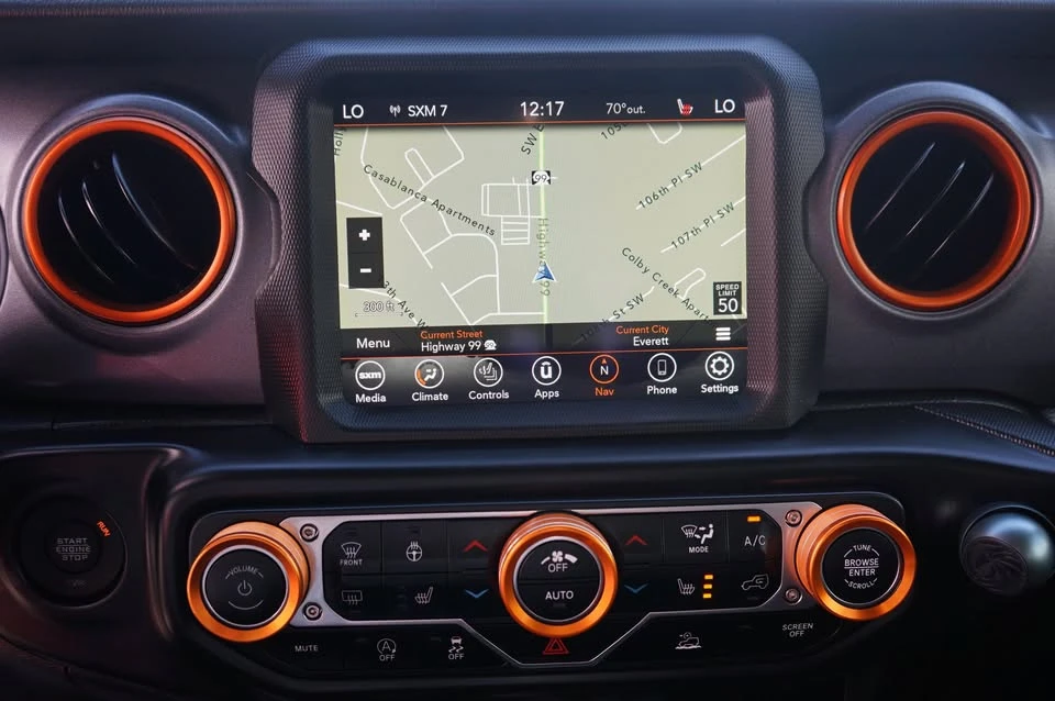 2022 Jeep JT Gladiator - Image 17 of 18