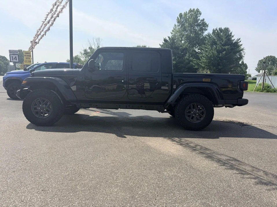 2022 Jeep JT Gladiator - Image 13 of 16