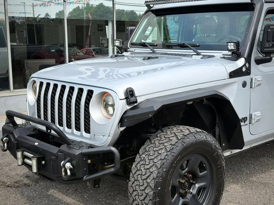 2022 Jeep JT Gladiator - Image 2 of 20