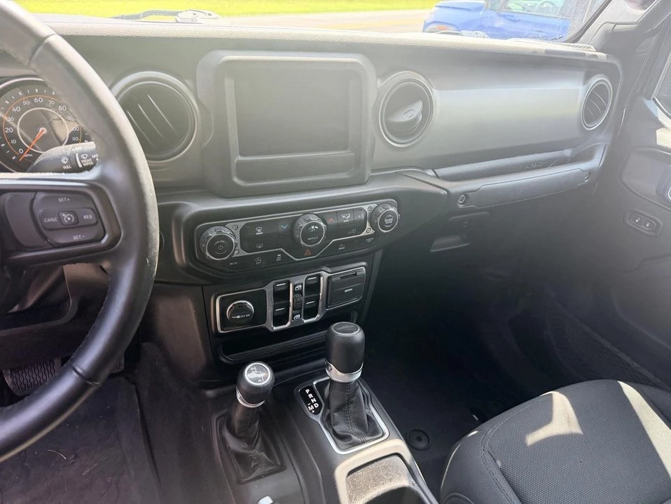 2022 Jeep JT Gladiator - Image 6 of 16