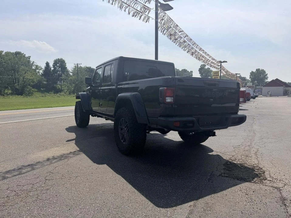 2022 Jeep JT Gladiator - Image 12 of 16