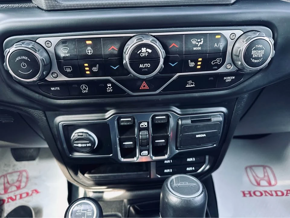 2022 Jeep JT Gladiator - Image 16 of 20