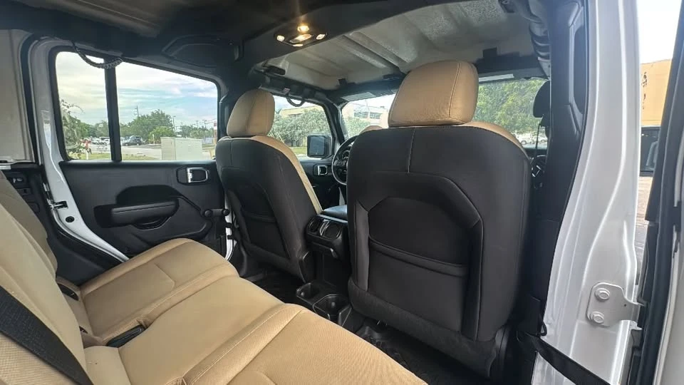2022 Jeep JT Gladiator - Image 14 of 18