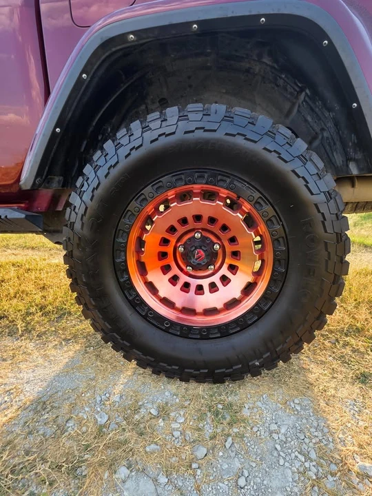 2022 Jeep JT Gladiator - Image 2 of 10
