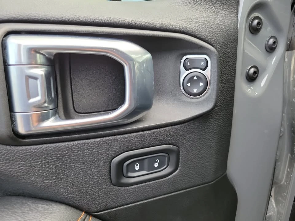2022 Jeep JT Gladiator - Image 18 of 20