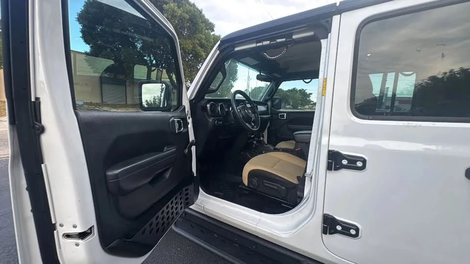 2022 Jeep JT Gladiator - Image 18 of 18