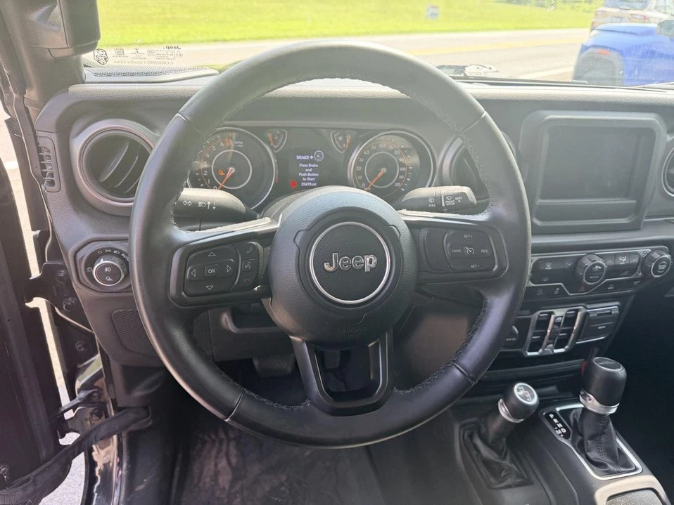 2022 Jeep JT Gladiator - Image 15 of 16