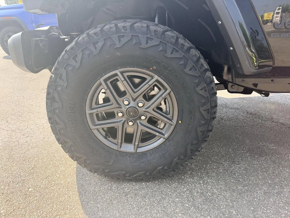2022 Jeep JT Gladiator - Image 5 of 16