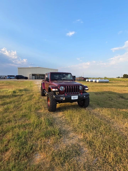 2022 Jeep JT Gladiator - Image 9 of 10