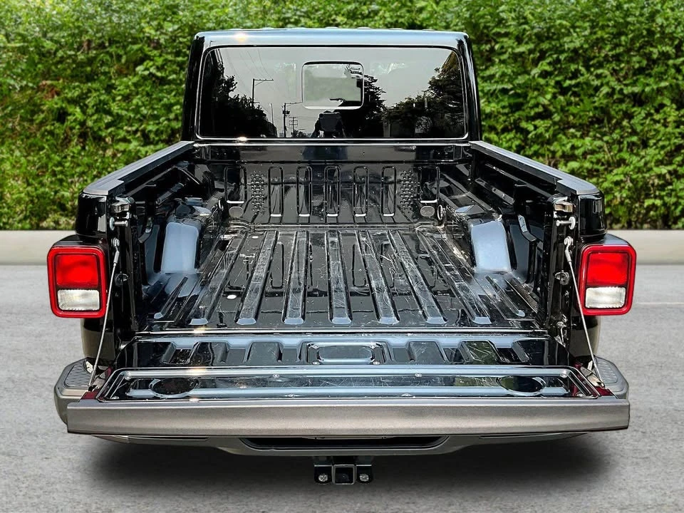 2022 Jeep JT Gladiator - Image 5 of 16