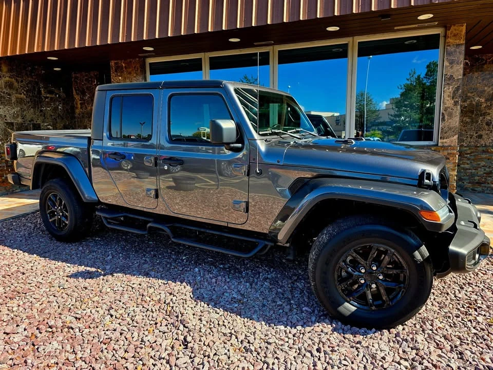 2022 Jeep JT Gladiator - Image 5 of 15