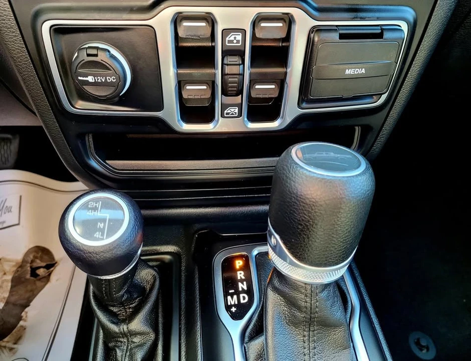 2022 Jeep JT Gladiator - Image 13 of 15