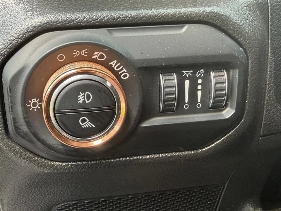 2022 Jeep JT Gladiator - Image 17 of 20