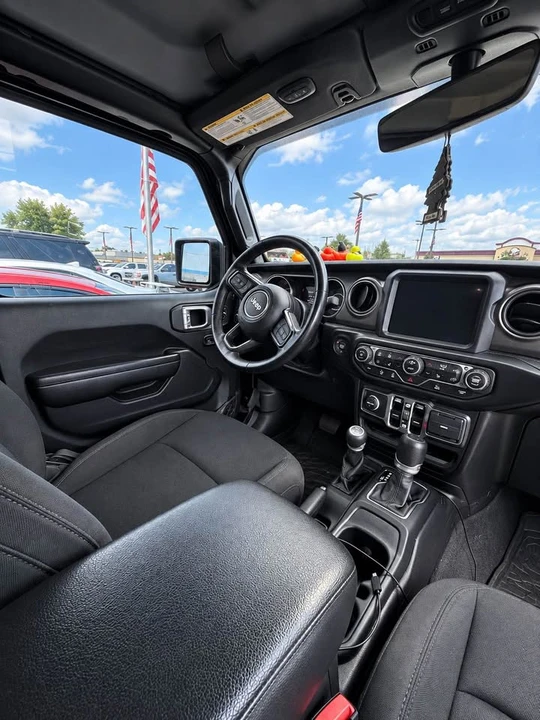 2022 Jeep JT Gladiator - Image 3 of 4