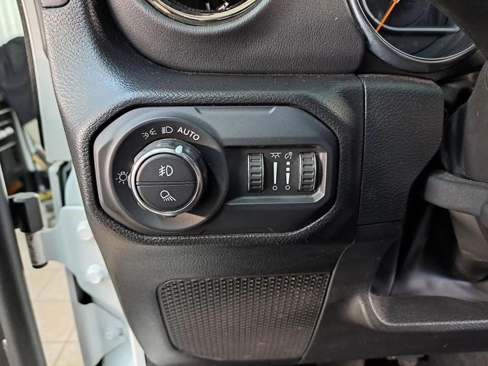 2022 Jeep JT Gladiator - Image 10 of 18