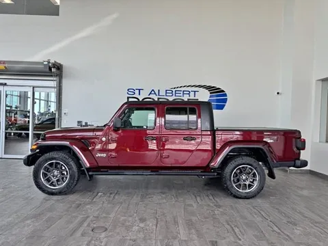 2022 Jeep Gladiator Overland
