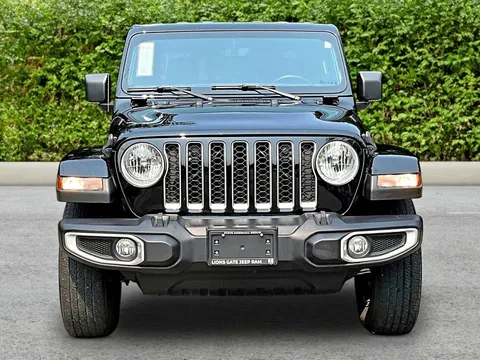 2022 Jeep Gladiator Overland