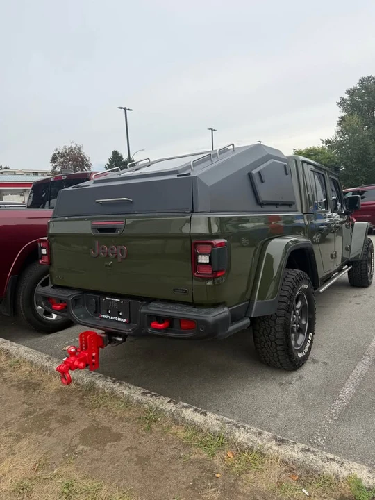 2022 Jeep JT Gladiator - Image 2 of 7