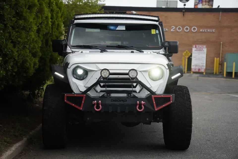 2022 Jeep JT Gladiator - Image 9 of 11