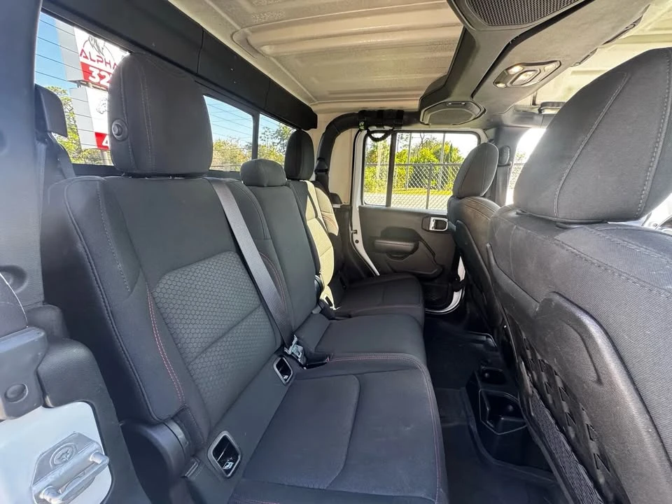 2022 Jeep JT Gladiator - Image 15 of 16