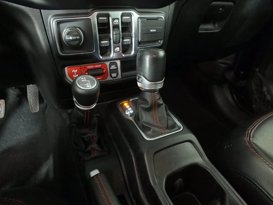 2022 Jeep JT Gladiator - Image 18 of 20