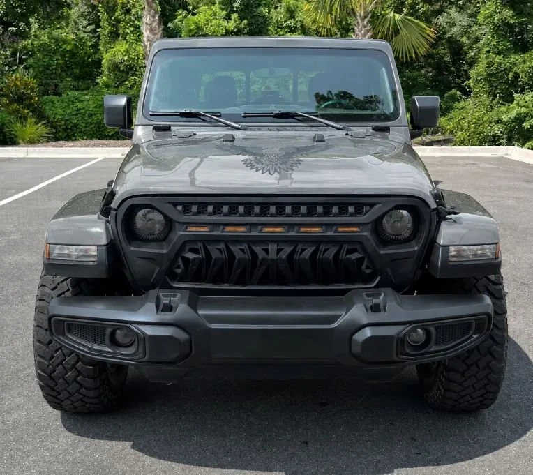 2022 Jeep JT Gladiator - Image 2 of 9