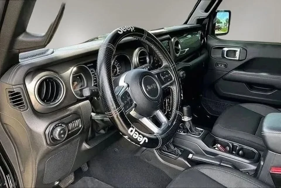 2022 Jeep JT Gladiator - Image 13 of 20