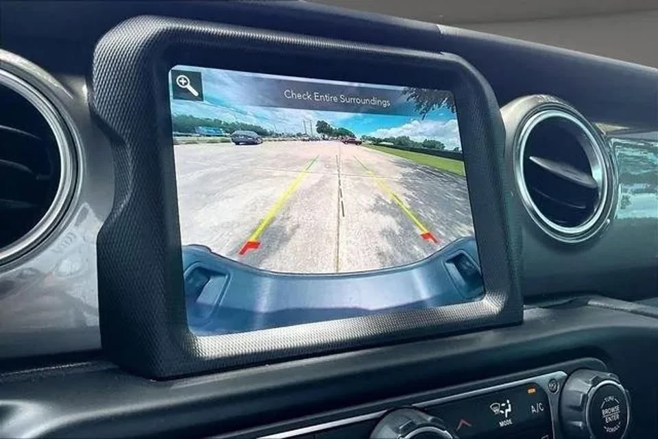 2022 Jeep JT Gladiator - Image 11 of 20