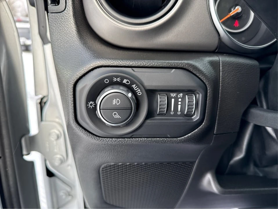 2022 Jeep JT Gladiator - Image 16 of 20