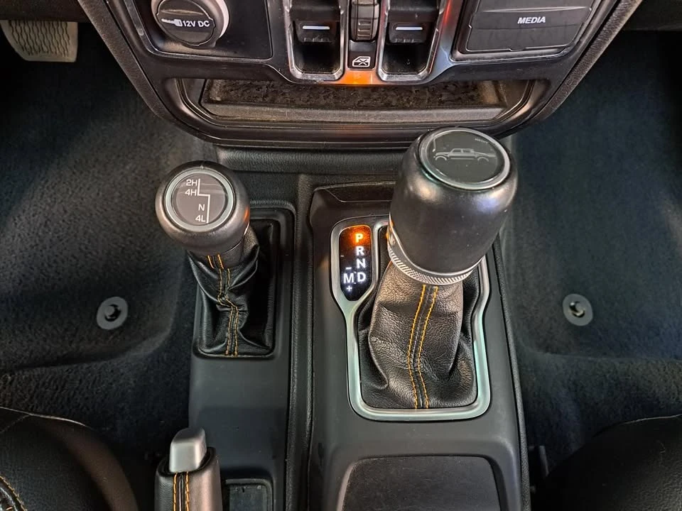 2022 Jeep JT Gladiator - Image 17 of 18