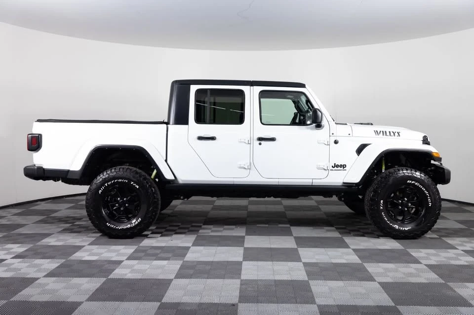 2022 Jeep JT Gladiator - Image 9 of 20