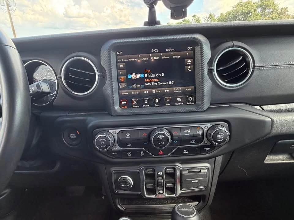 2022 Jeep JT Gladiator - Image 10 of 13