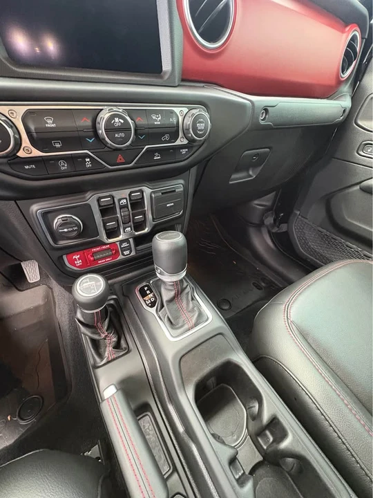 2022 Jeep JT Gladiator - Image 10 of 14