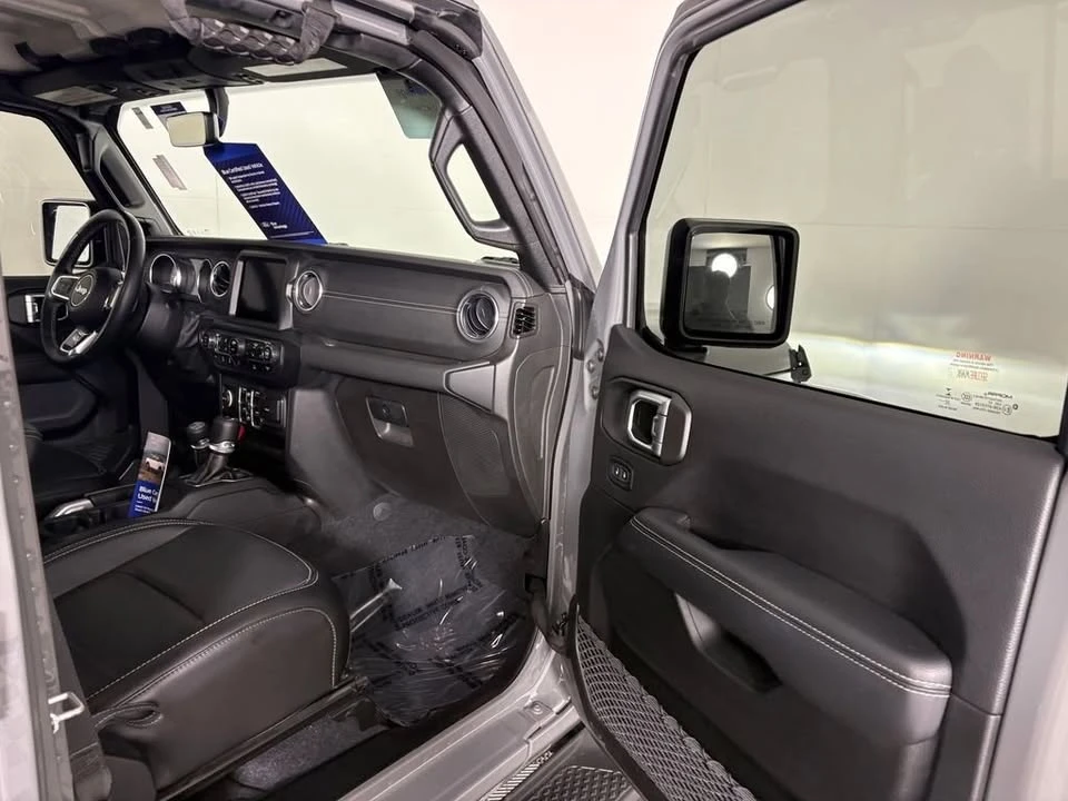 2022 Jeep JT Gladiator - Image 18 of 19