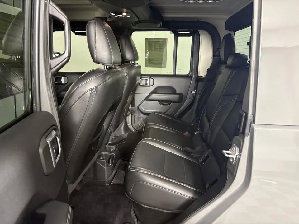 2022 Jeep JT Gladiator - Image 14 of 19