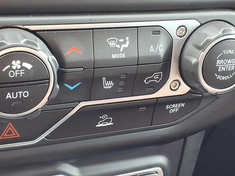 2022 Jeep JT Gladiator - Image 14 of 16